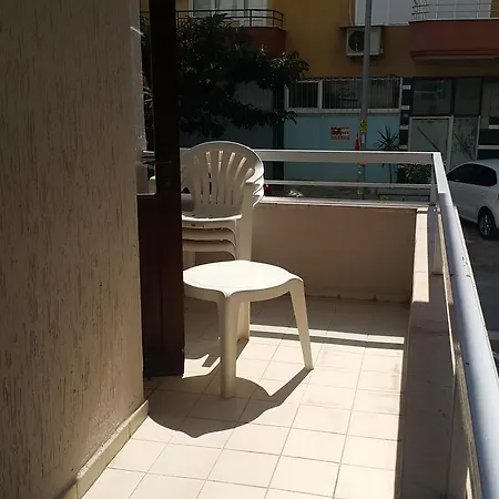 Midi فندق ألانيا